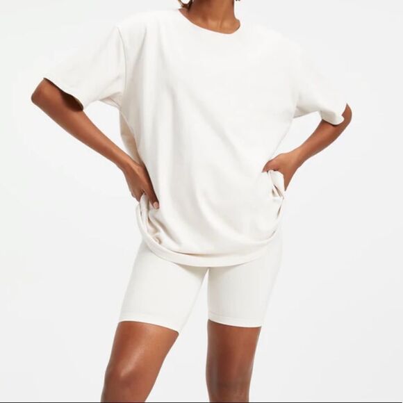 Good American ESSENTIAL BIKE SHORT White  Athleisure Athletic Shorts Size Small - Picture 7 of 15